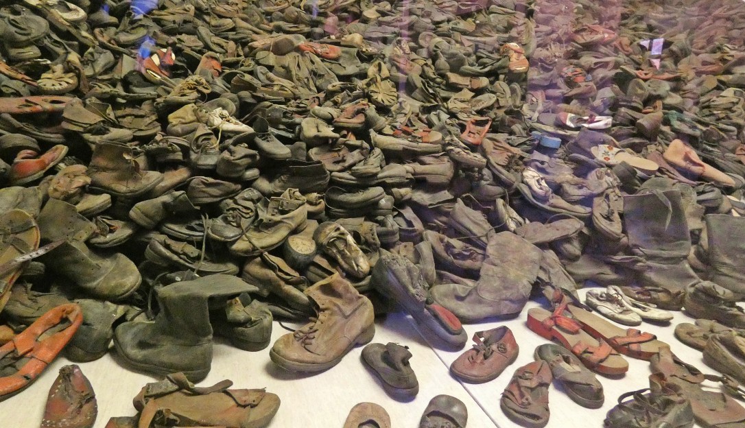 Auschwitz-Birkenau-nazis-polonia-holocaustro