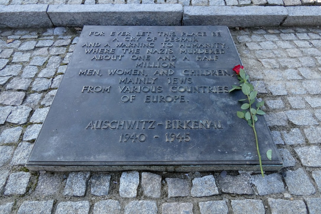 Auschwitz-Birkenau-nazis-polonia-holocaustro